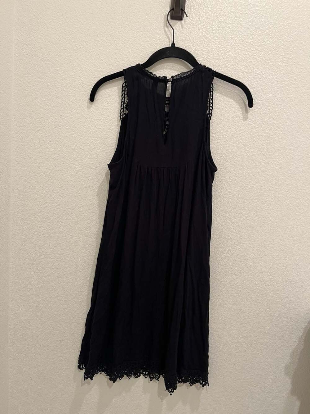Xhilaration Black Sleeveless Mini Dress with Crochet Lace Trim Detail - Picture 4 of 7